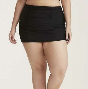 NWT Torrid High Waist Ruched Swim Skirt